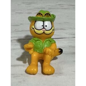 Vintage Garfield w/Green Shirt and Hat PVC Toy Figure 1978-1981